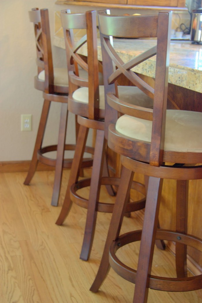 Kitchen Barstools My Deal Of The Day, Bar Stools Kijiji Montreal